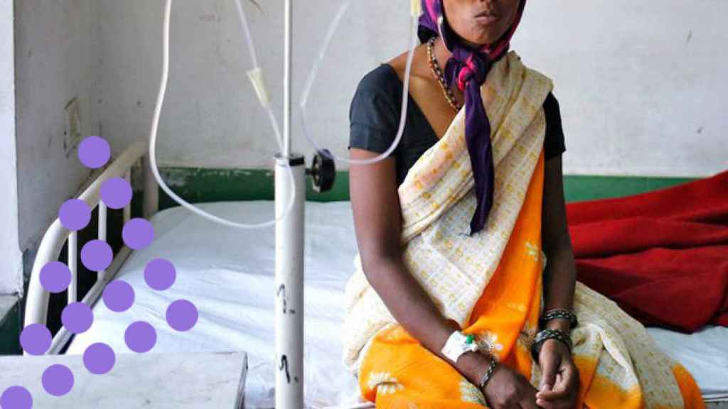 Una mujer india en un hospital.