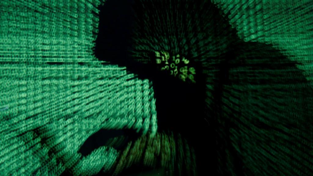 Un hacker realizando un ataque.