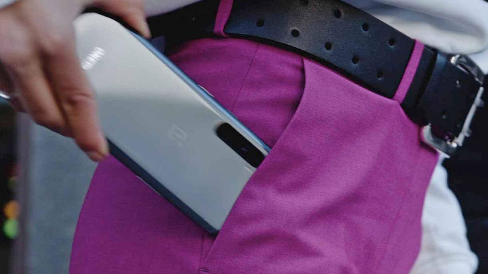 Primeras imágenes reales del OnePlus Nord, el nuevo móvil barato de OnePlus