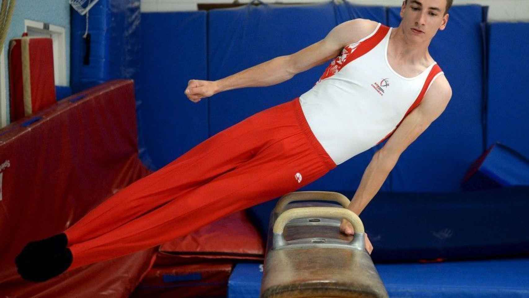 El gimnasta canadiense Thierry Pellerin en una prueba
