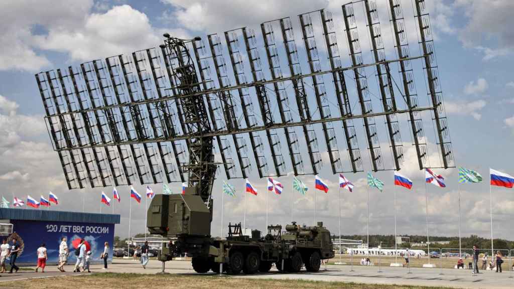 Radar ruso Nebo