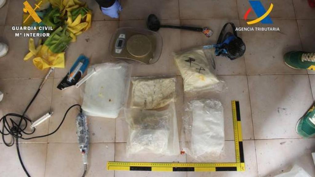 Ejemplo de un lote de las sustancias incautadas en la operación.