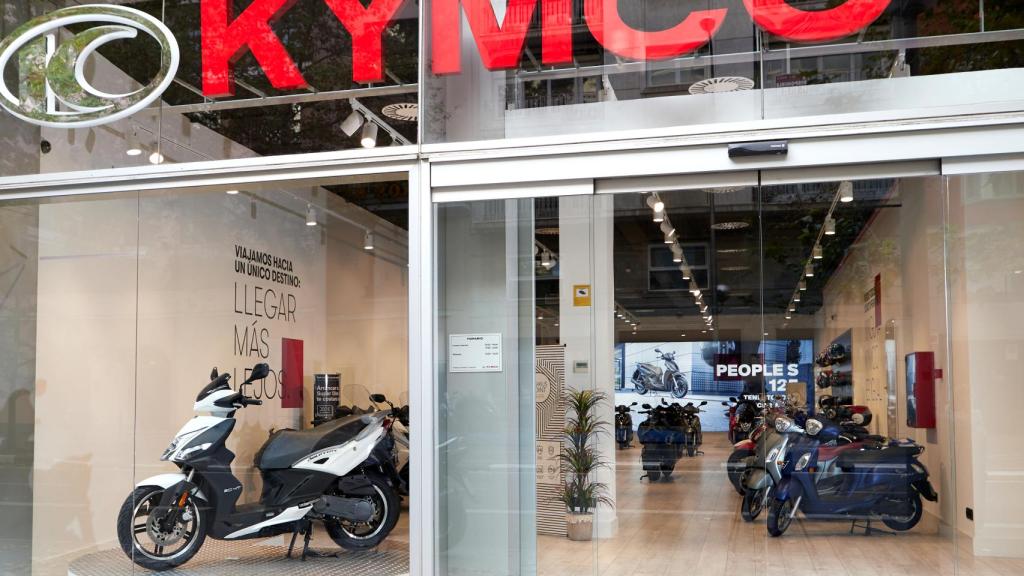 Imagen exterior de un concesionario Kymco.