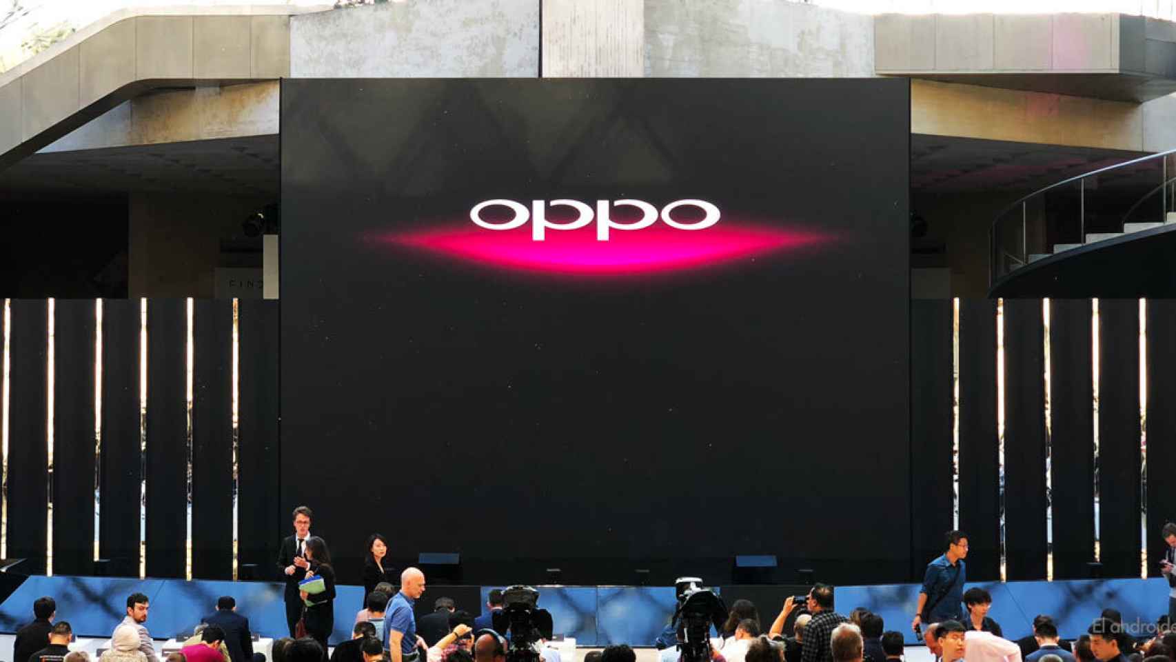 OPPO confirma su nueva carga rápida de 125 W: la más rápida del mundo