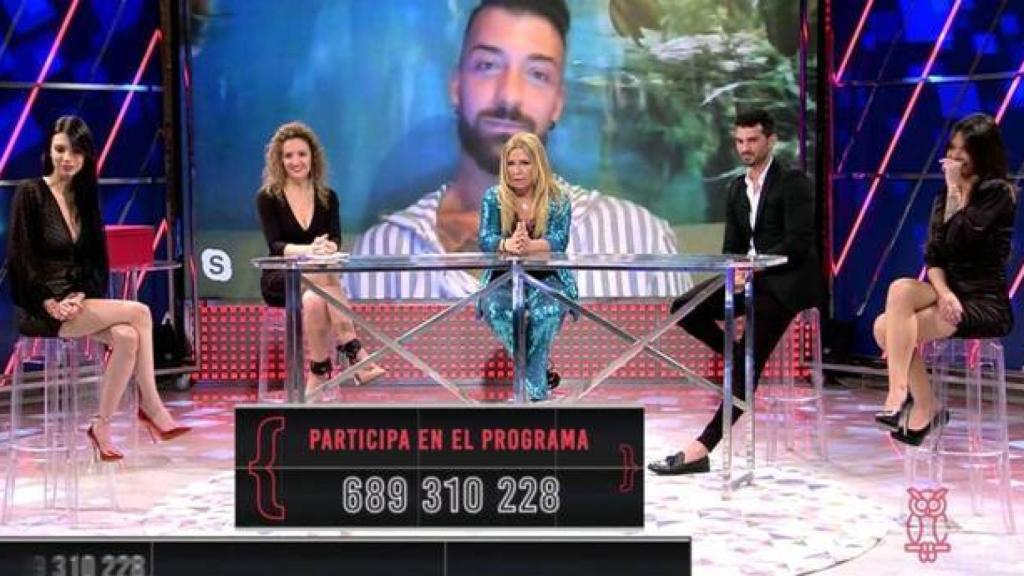 Tárrega junto a sus colaboradores en 'Animales Nocturnos'.