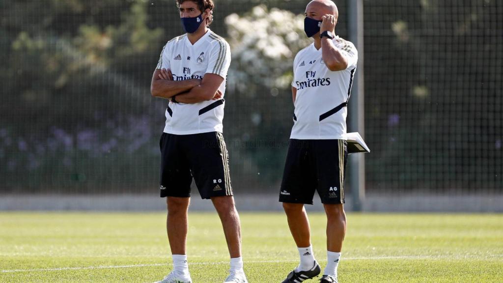 Raúl González Blanco, en el entrenamiento del Juvenil para preparar la UEFA Youth League