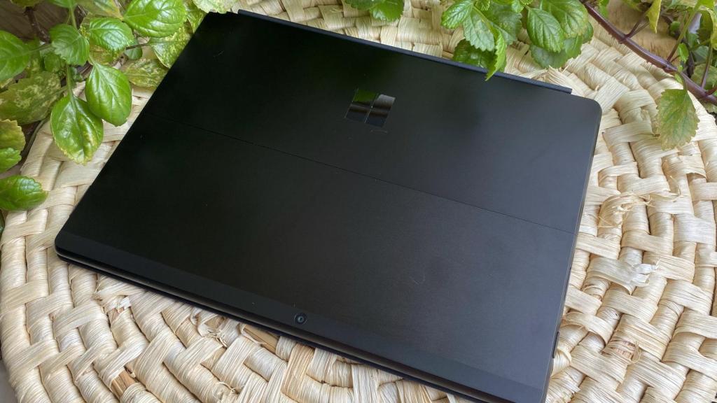 La Surface Pro X es una tablet moderna con Windows 10