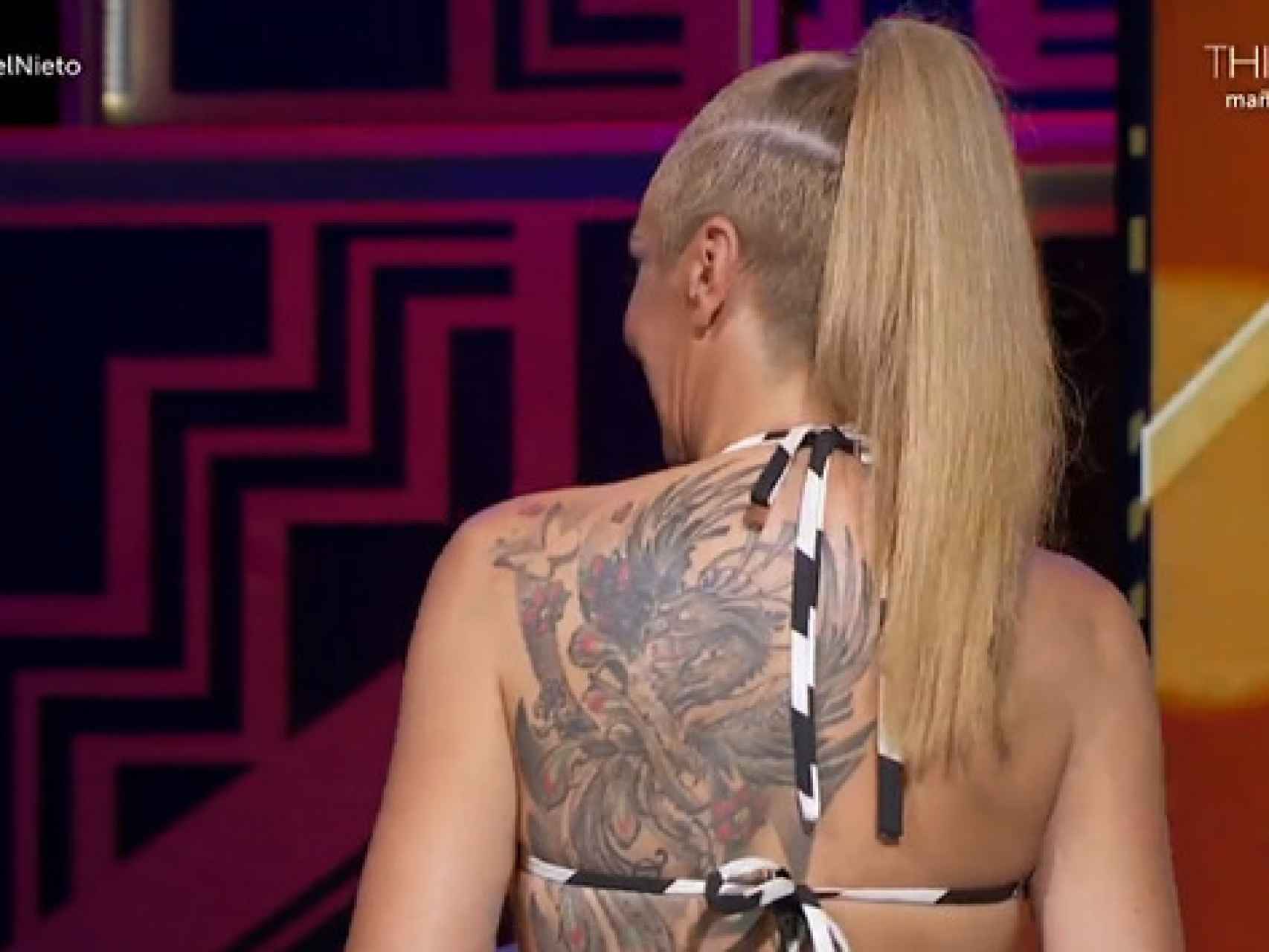 Rocio Carrasco tiene tatuado en su espalda un Ave Fénix.