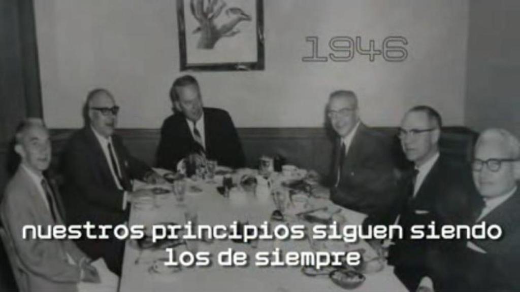 El fundaor de Rovi, en la mesa, el segundo por la izquierda.