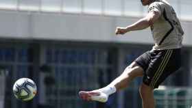 Jovic en un entrenamiento con el Real Madrid