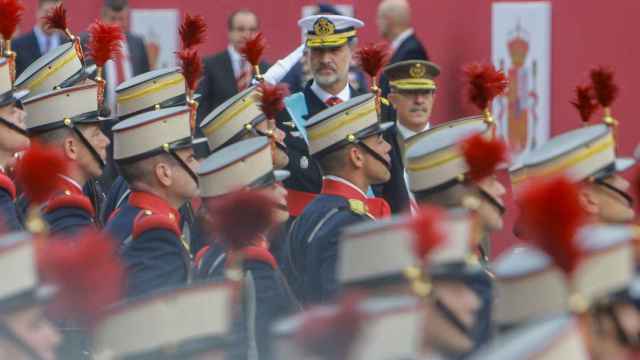 Felipe VI presidiendo el desfile del 12 de octubre de 2019.