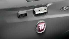El logo de Fiat en uno de sus vehículos.