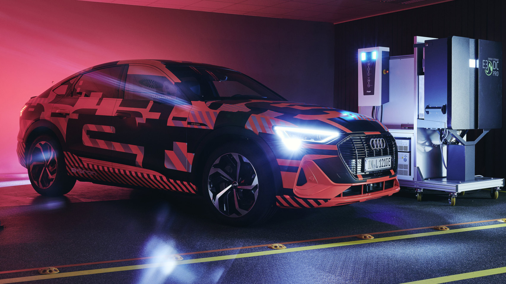 El Audi e-tron Sportsback ha sido el banco de pruebas de la carga bidireccional