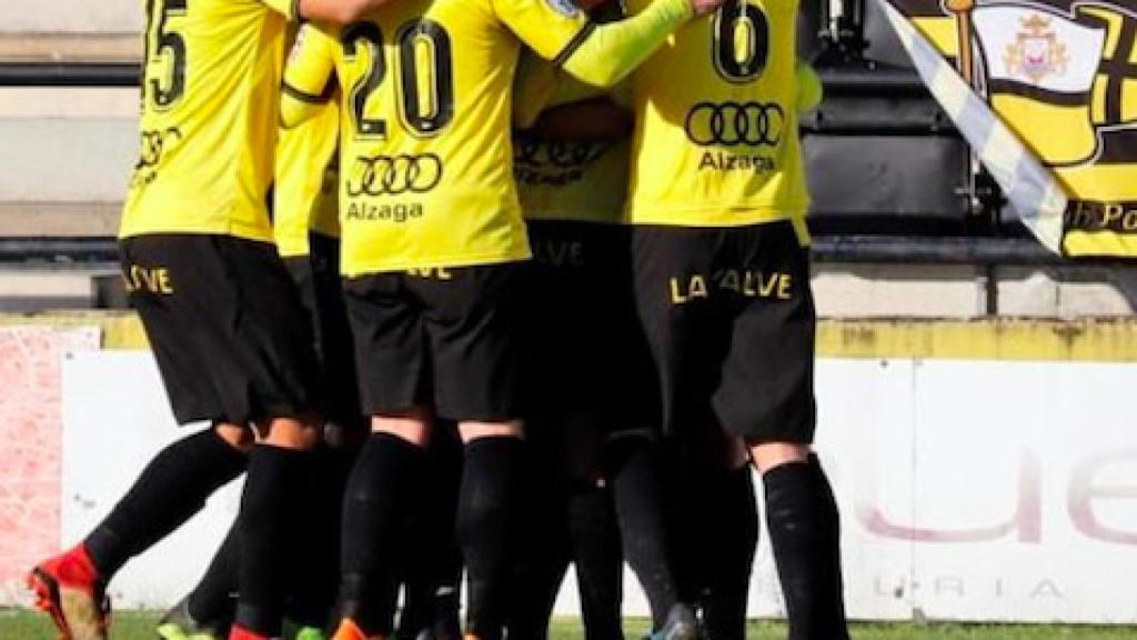 El Portugalete celebra un gol