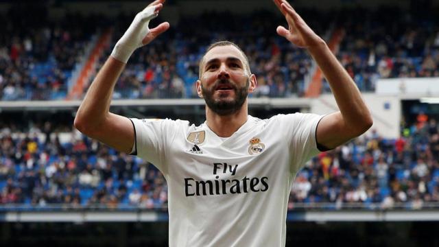 Benzema celebra un gol