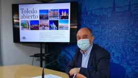 El edil de Turismo de Toledo, Francisco Rueda, presenta en rueda de prensa las nuevas iniciativas