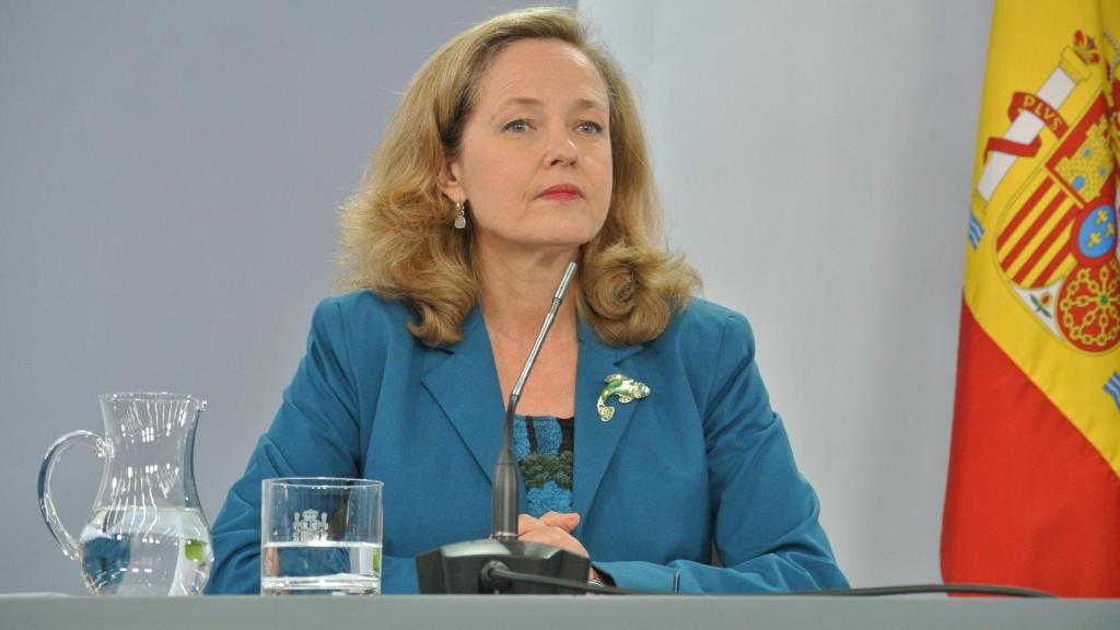 Nadia Calviño, vicepresidenta tercera y ministra de Economía, en rueda de prensa.