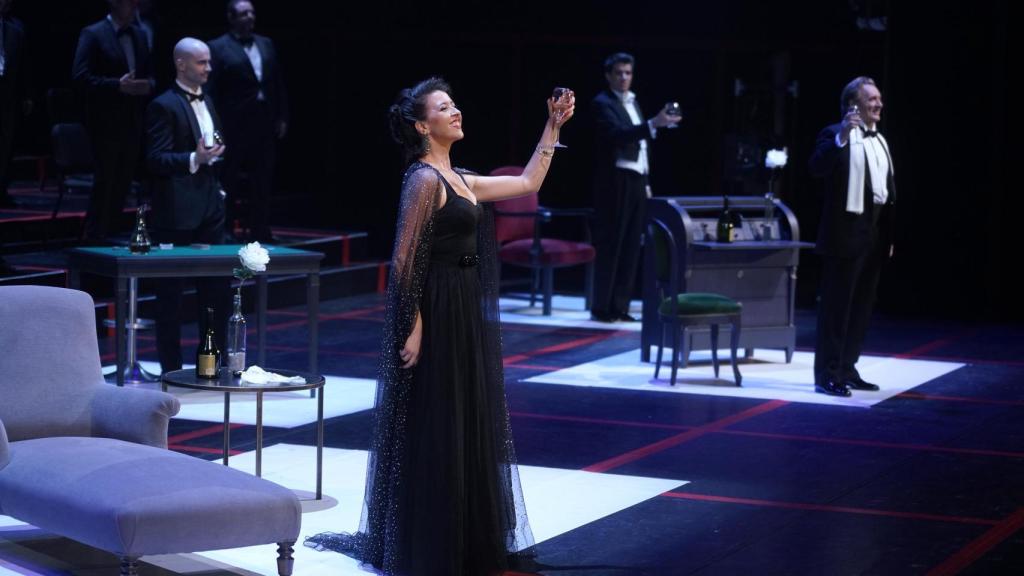 Lisette Oropesa sobre el escenario del Teatro Real.