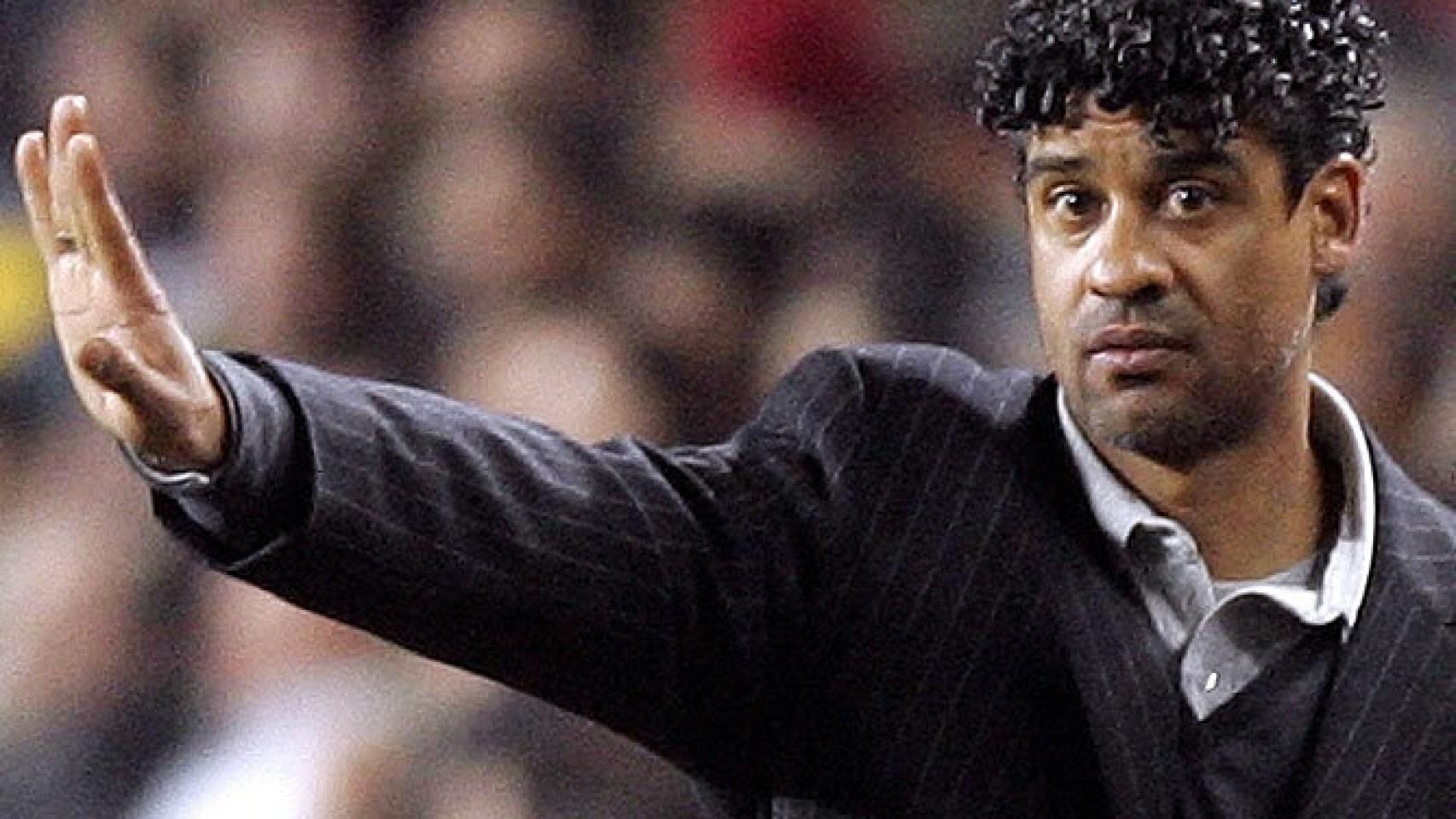 Quo vadis Frank Rijkaard: pelatih yang berpengaruh di Barcelona dan meninggalkan dunia sepakbola