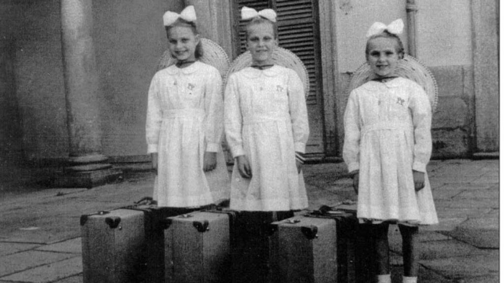 Martha, Elene e Ingrid, nada más llegar a España.