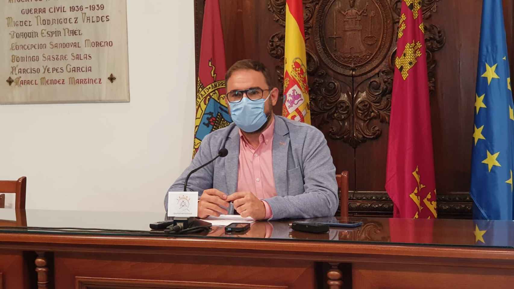 El alcalde de Lorca, el socialista Diego José Mateos, es uno de los tres regidores que ha declinado ofrecer edificios públicos a los inmigrantes.