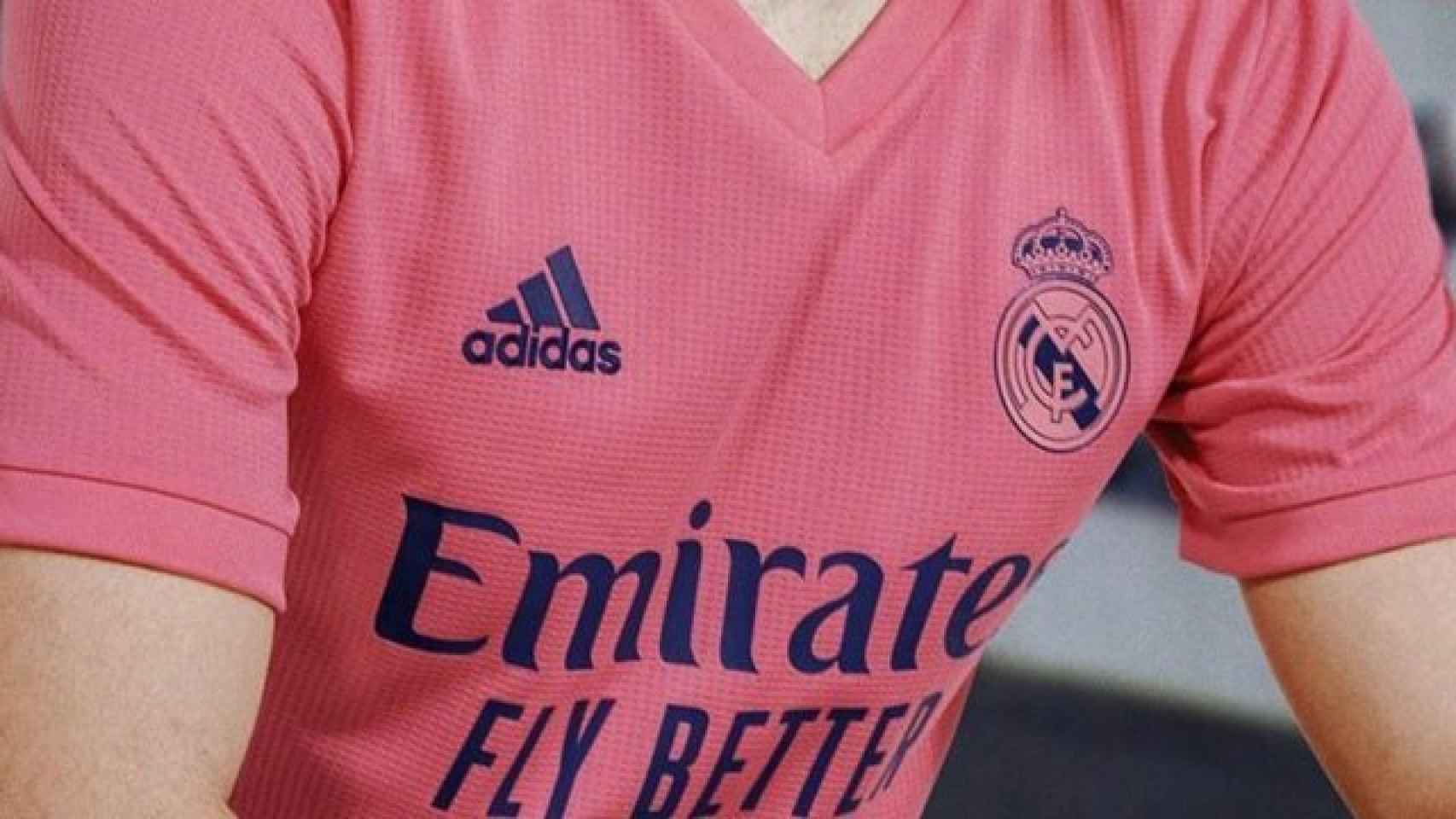 El Real Madrid presenta su segunda equipación para la temporada 2020/2021