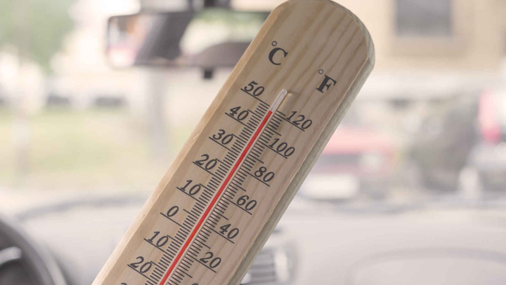 Bajar la temperatura del coche es relativamente sencillo sin utilizar el aire acondicionado.
