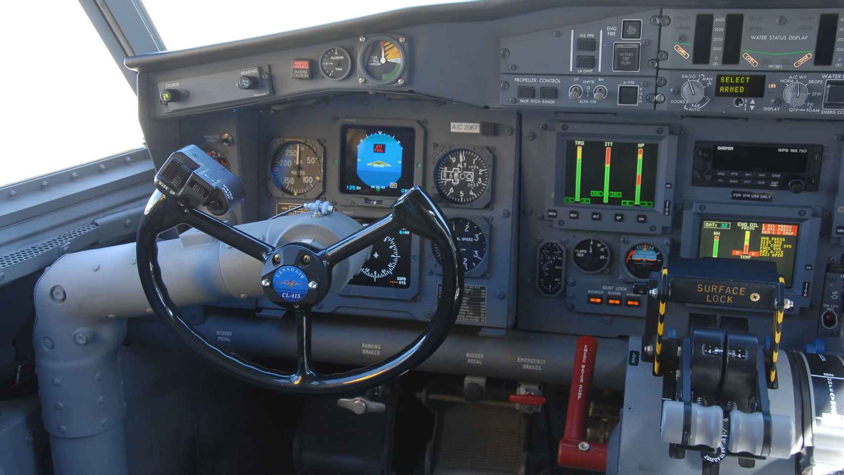 Cabina de vuelo de CL-415