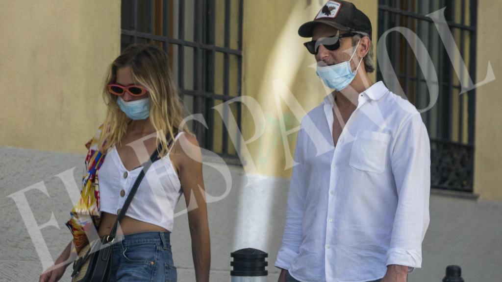 Ernesto Alterio junto a su nueva pareja sentimental, Ella Jazz.