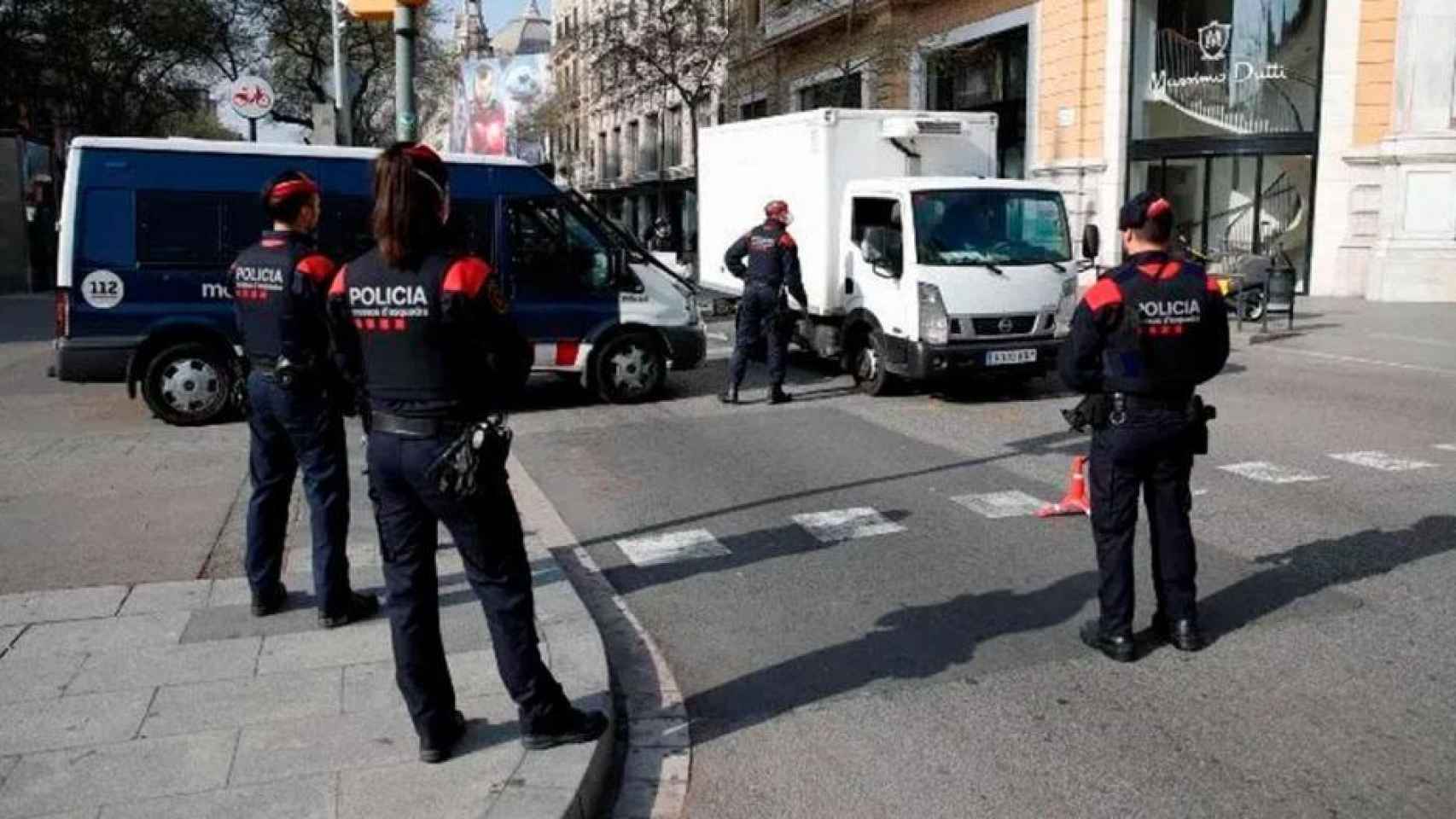Control de Mossos en Tarragona tras la fuga de un paciente del hospital