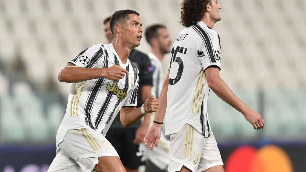Cristiano celebra uno de sus goles frente al Lyon