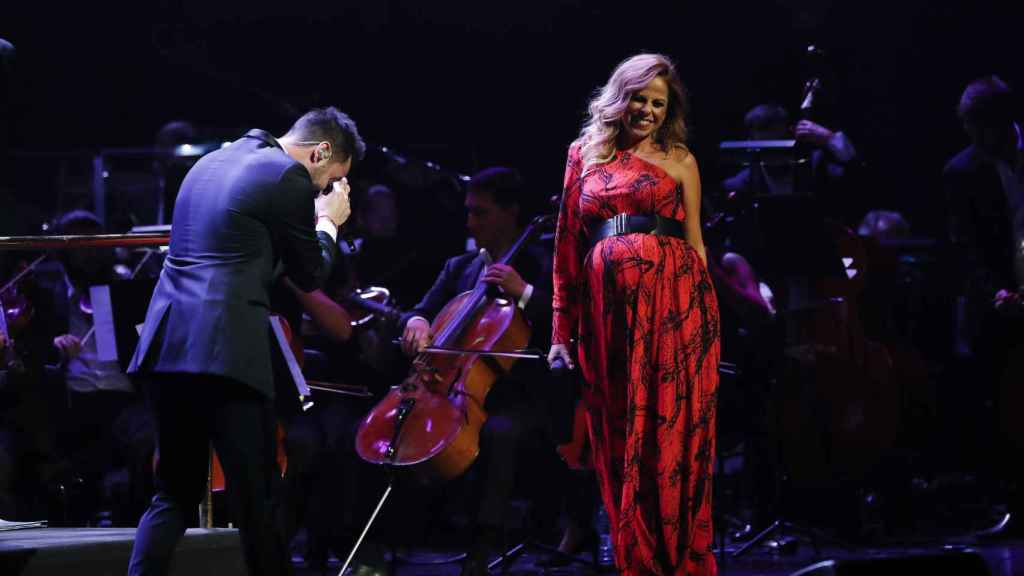 La cantante anunció su embarazo durante un concierto en Jerez.