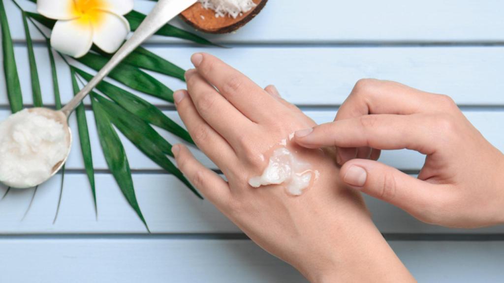 El aceite de coco, el aliado natural para broncearse