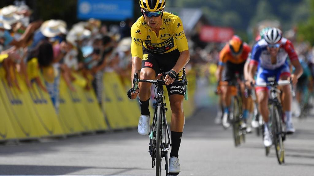 Roglic entra segundo en meta en la tercera etapa del Dauphiné