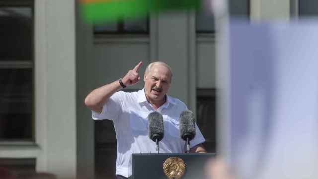 Alexander Lukashenko este domingo, en su discurso en la manifestación oficialista convocada en Minsk.