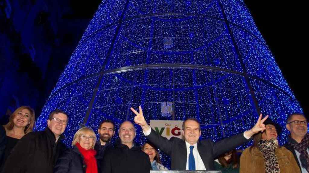 Angel Caballero, alcalde de Vigo, en una foto de las navidades pasadas.