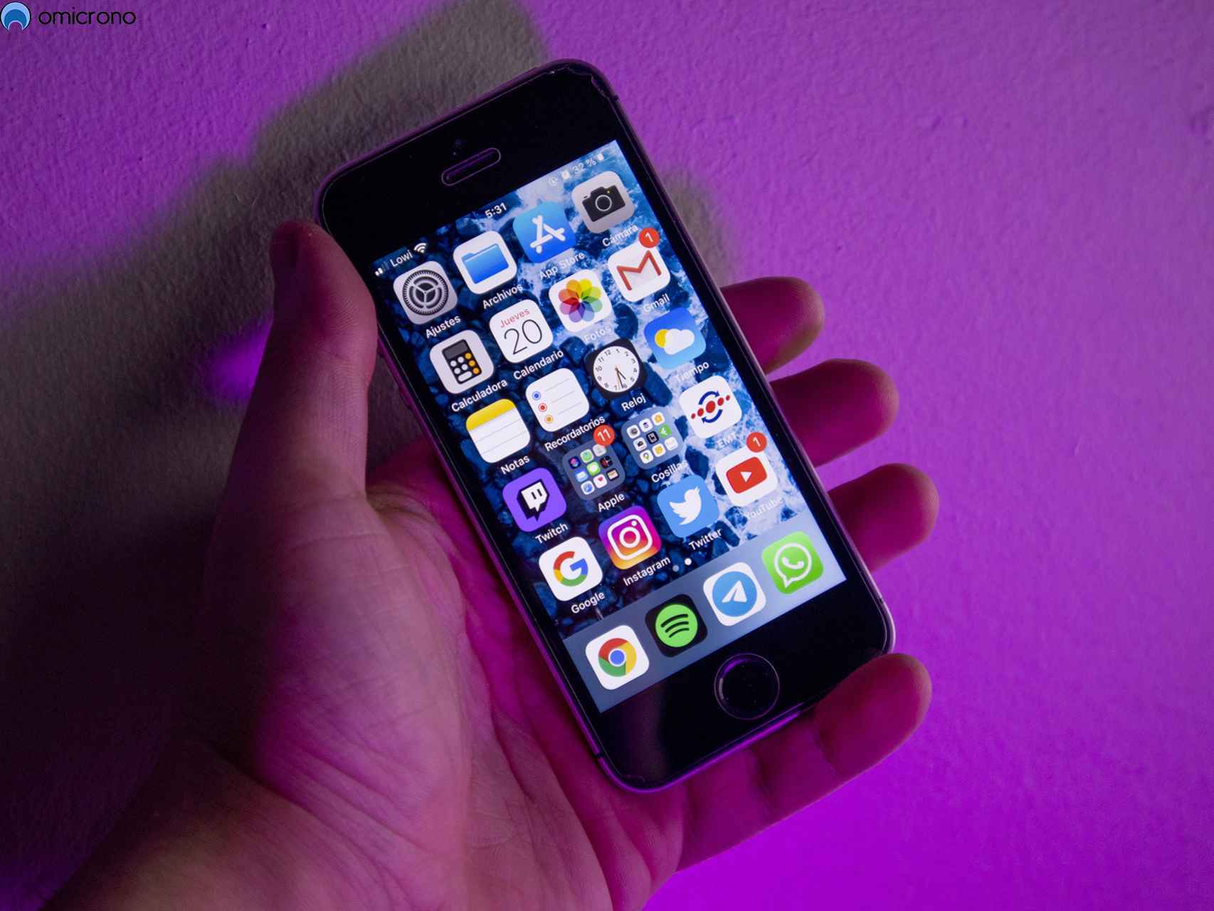 Es pequeña realmente la pantalla del iPhone SE 2020?