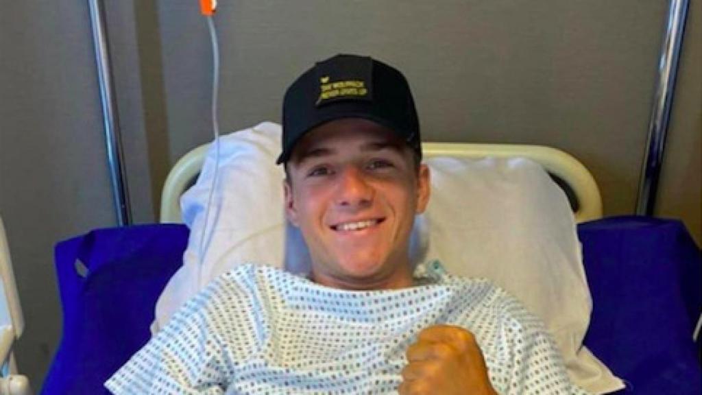 Remco Evenepoel en el hospital tras su caída