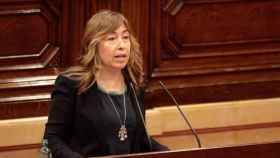 La diputada del PSC en el Parlament Beatriz Silva en un pleno de junio.