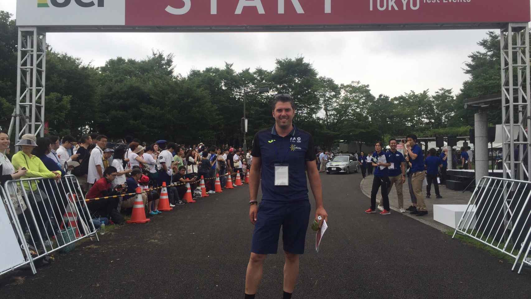 Pascual Momparler en el recorrido de la prueba de ciclismo de Tokio 2020