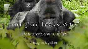 Así resiste las caídas Gorilla Glass Victus, el nuevo cristal de Corning