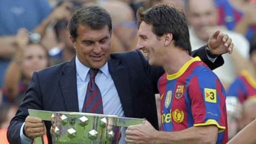 Laporta y Messi, juntos en el Barcelona en el año 2010