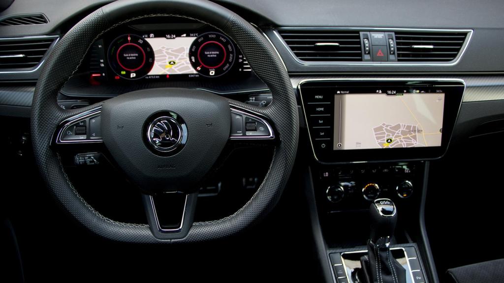 Interior del Skoda Superb Combi iV.