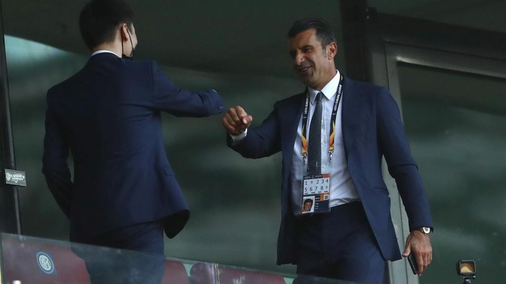 Luis Figo, presente en la final de la Europa League