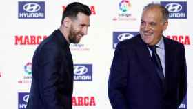 Leo Messi y Javier Tebas, en la entrega del premio pichichi de 2018