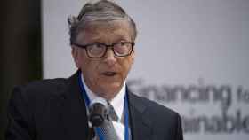 Bill Gates está a favor del vehículo eléctrico y los biocombustibles.