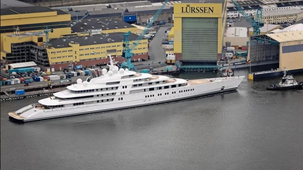 El 'Azzam' fue construido en los astilleros de la empresa alemana Lürssen (Bremen).