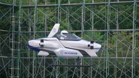El prototipo de coche volador de SkyDrive alza el vuelo