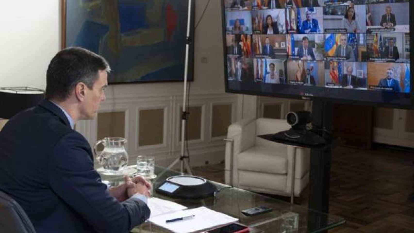 El presidente del Gobierno, Pedro Sánchez, en una videoconferencia de presidentes.