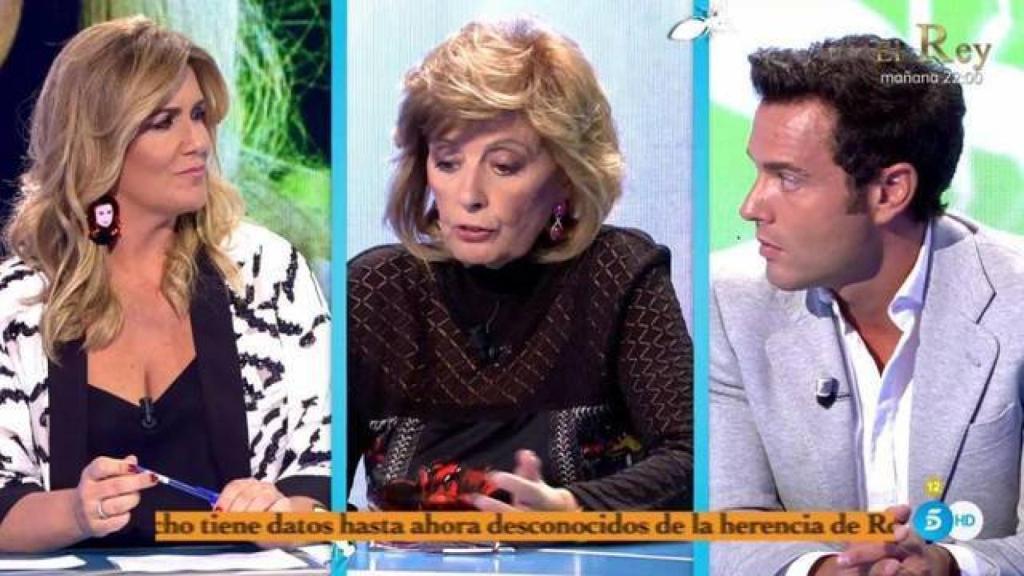 María Teresa junto a Carlota y Antonio Rossi.